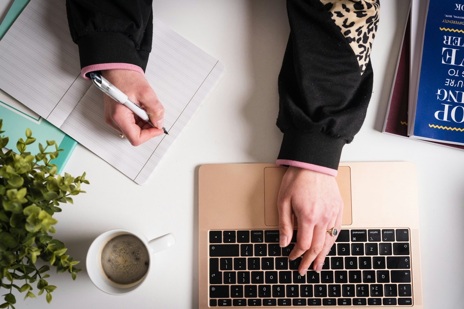 You are currently viewing Why Doctors Should Invest in a Strong Digital Identity